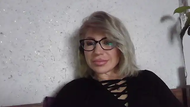 fox red lady7 online show from April 2026 06:49:02 AM