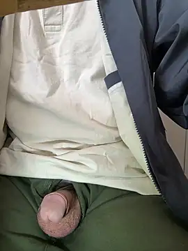 sonwmelt1 online show from April 2026 07:14:01 AM