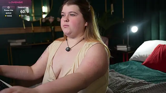 Mia Ray online show from March 2026 05:52:02 PM