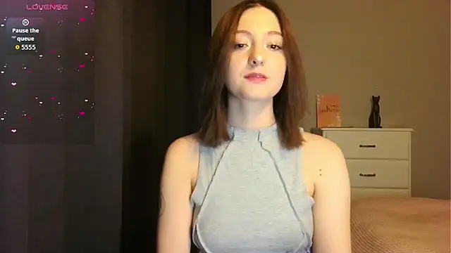 white liillyy online show from March 2026 10:14:02 PM