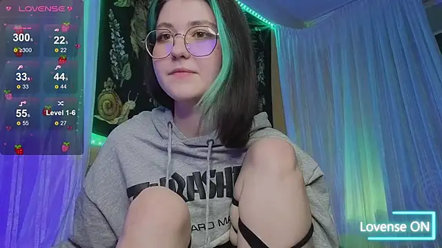 Miko Meow online show from April 2026 07:58:02 PM