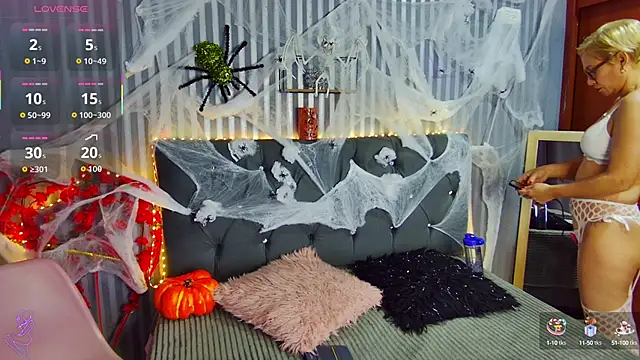 geminis milf online show from October 2025 06:54:02 PM