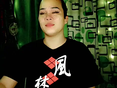 urdreamgirljacky online show from November 2025 01:44:01 AM