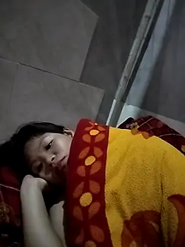 LinhNa999 online show from November 2025 01:39:01 AM