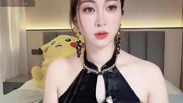 wuyueaini online show from November 2025 05:57:02 AM