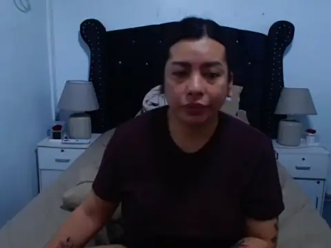 AnnaMedina05 online show from February 2026 12:04:02 AM