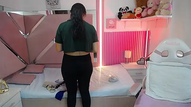 Mia garcia28 online show from March 2026 07:30:02 PM