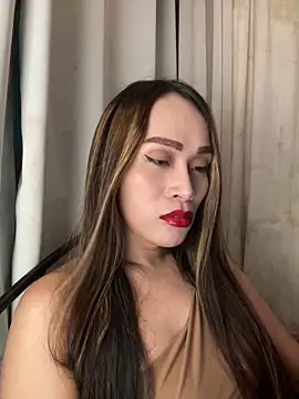 RomanticPearlTS online show from April 2026 01:56:01 AM