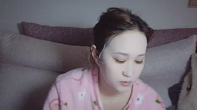 Belinda66 online show from April 2026 06:11:01 AM