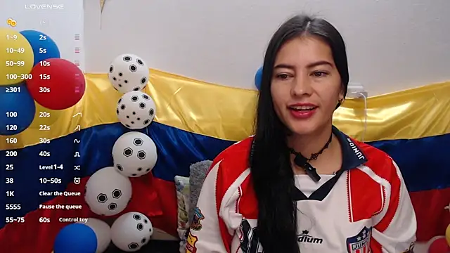 Snapshot of Taliana21 chatting on June 2026 09:50:01 AM Taliana21 online show from June 2026 09:50:01 AM