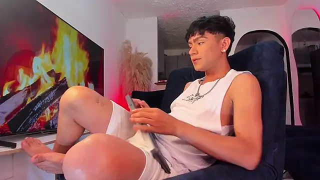 Snapshot of Steven_baby69 chatting on December 2025 03:23:01 AM Steven baby69 online show from December 2025 03:23:01 AM