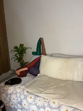 charlloteevans X online show from April 2026 01:44:01 PM