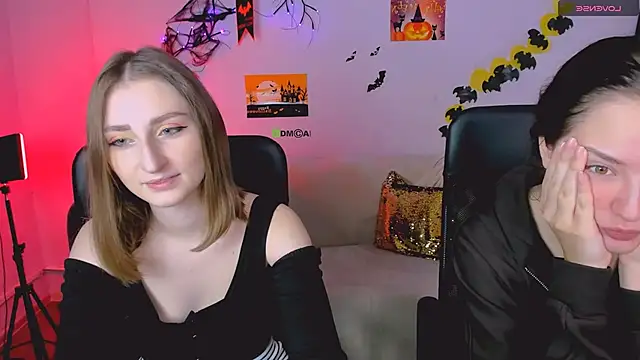 eva smiith  online show from October 2025 07:09:02 AM