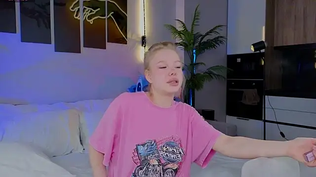 emilyshepar d online show from April 2026 02:51:02 AM