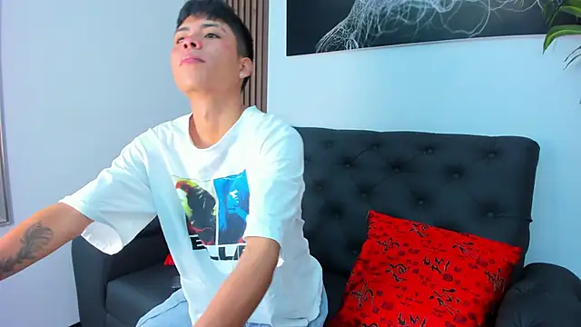 MaxiWildd online show from February 2026 12:34:01 PM