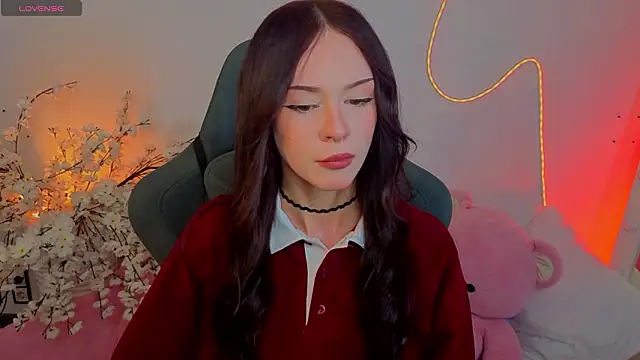 Adetta online show from March 2026 02:39:01 AM