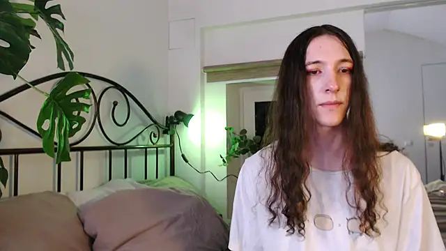 SilverMuse online show from March 2026 07:43:02 PM