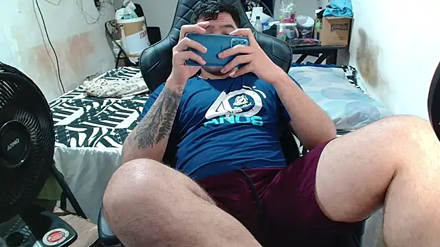 Leonino231 online show from July 2026 06:58:02 PM