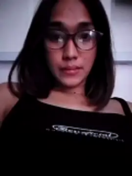 KatieCookie4ux online show from March 2026 10:04:02 PM