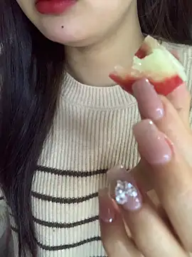 Snapshot of Linhtruong_ chatting on January 2026 12:21:02 PM Linhtruong online show from January 2026 12:21:02 PM