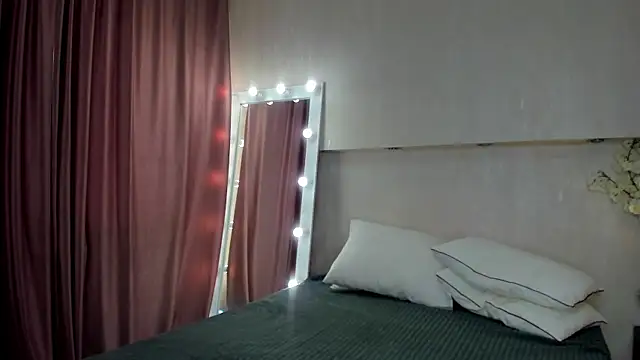 Adelina Bliss online show from April 2026 09:25:02 AM