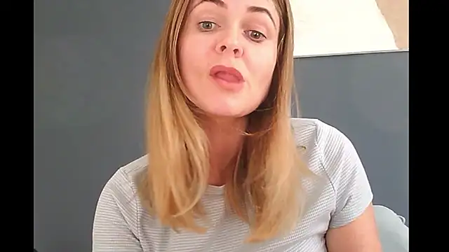 Ginger-bb online show from September 2025 01:34:02 PM