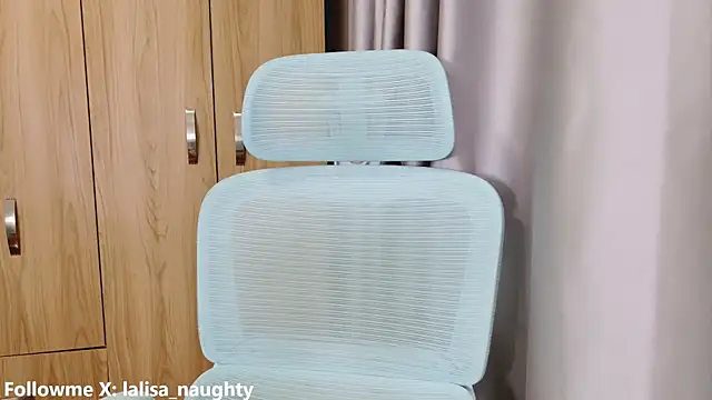 Lisa manobann online show from March 2026 09:00:01 PM