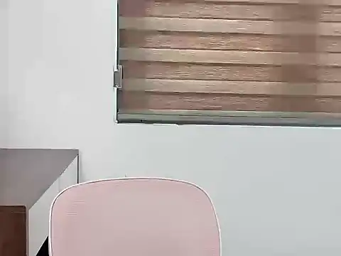 Snapshot of Amelia-babee chatting on September 2025 04:17:02 AM Amelia-babee online show from September 2025 04:17:02 AM