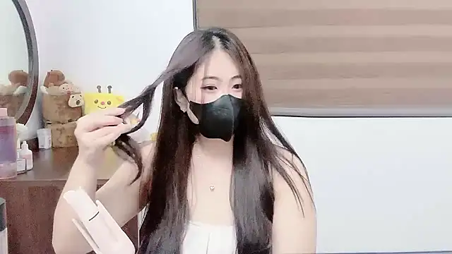 Snapshot of Amelia-babee chatting on November 2025 12:06:02 PM Amelia-babee online show from November 2025 12:06:02 PM