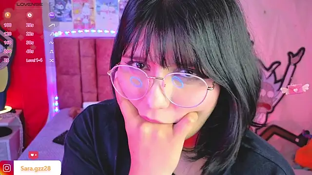 saragon1 online show from April 2026 07:07:02 PM