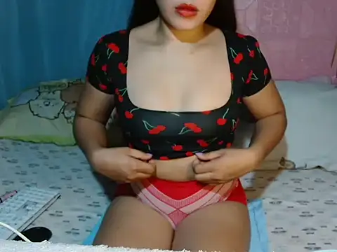 JuicyPussy4u online show from November 2025 10:27:01 AM