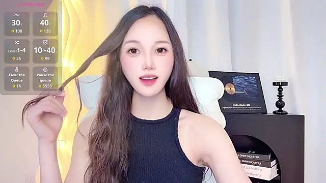 Snapshot of Aiyi909- chatting on July 2026 02:13:02 PM Aiyi909- online show from July 2026 02:13:02 PM