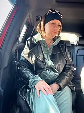 Milena-MilfaXXX online show from March 2026 04:06:01 AM