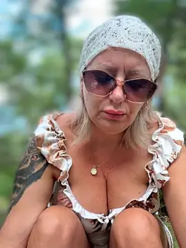 Snapshot of Milena-MilfaXXX chatting on July 2026 03:13:01 AM Milena-MilfaXXX online show from July 2026 03:13:01 AM