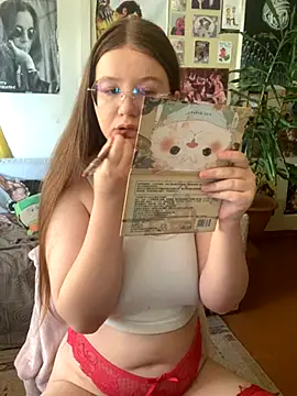 Sienna-Cow online show from September 2025 10:26:02 AM