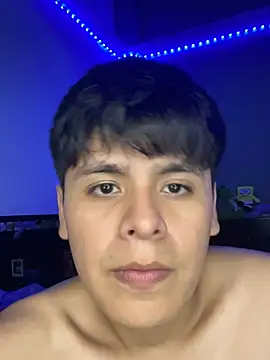 Kailertwink online show from April 2026 03:05:01 AM