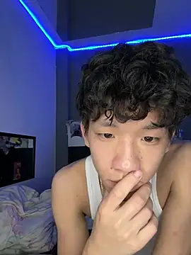 Snapshot of Kailertwink chatting on June 2026 09:50:02 PM Kailertwink online show from June 2026 09:50:02 PM