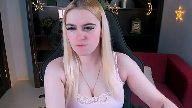 Stef Nicks online show from April 2026 09:15:01 AM