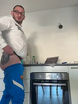 Toysboy67bi online show from April 2026 02:29:01 PM