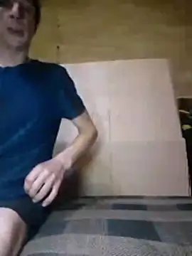 N i k o l a u online show from March 2026 01:59:01 PM