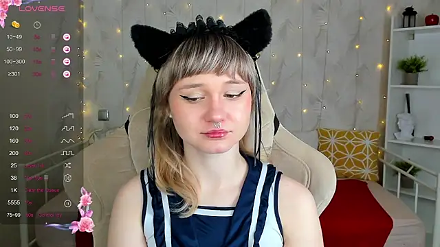 Tori Cutie online show from March 2026 12:08:01 AM