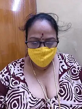 Snapshot of heera-rani chatting on June 2026 06:11:01 AM heera-rani online show from June 2026 06:11:01 AM