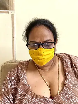 Snapshot of heera-rani chatting on June 2026 01:44:02 PM heera-rani online show from June 2026 01:44:02 PM