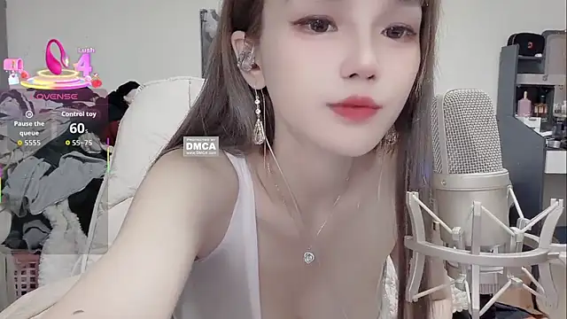 twlilybae online show from June 2026 11:27:02 PM