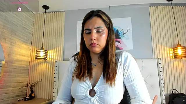 scarletbaker  online show from April 2026 10:27:01 PM