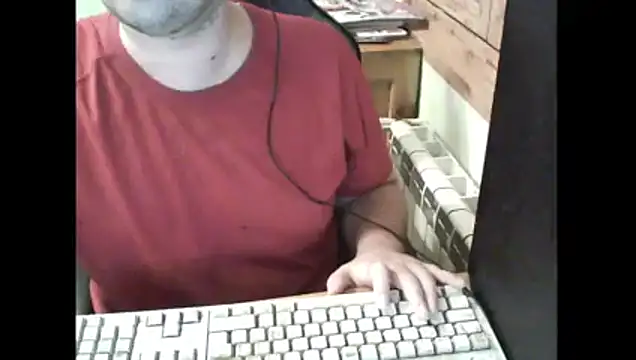 Snapshot of BENDER_50000 chatting on January 2026 12:14:02 AM BENDER 50000 online show from January 2026 12:14:02 AM