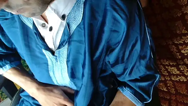 JUSTFORRICH online show from April 2026 01:14:01 PM