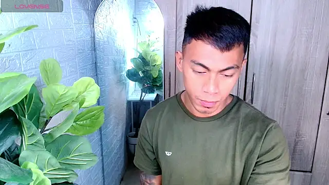 PinooyMilker online show from April 2026 09:56:01 PM