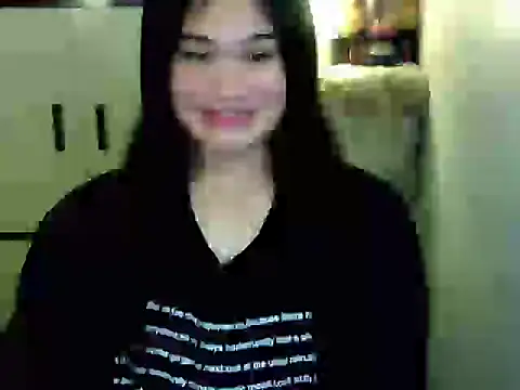 Snapshot of Annierose_ts chatting on April 2026 07:16:02 PM Annierose ts online show from April 2026 07:16:02 PM