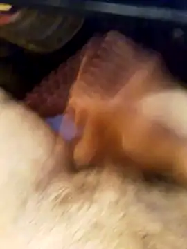 chrisdic27 online show from April 2026 06:09:01 PM